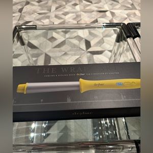 The Wrap Party Drybar Curling Wand, BRAND NEW
